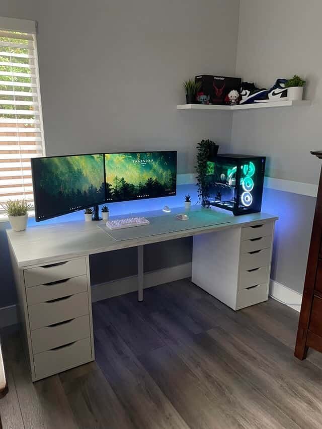 nature inspired clean white battlestation